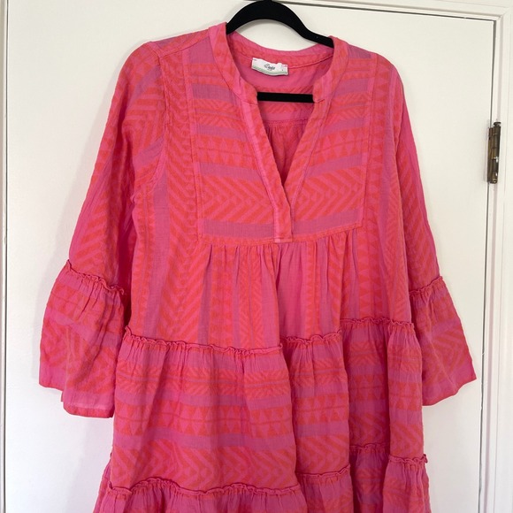 Devotion Twins $298 Ella Pink Geometric Tiered Bell Sleeve Dress Size Small - Picture 3 of 9